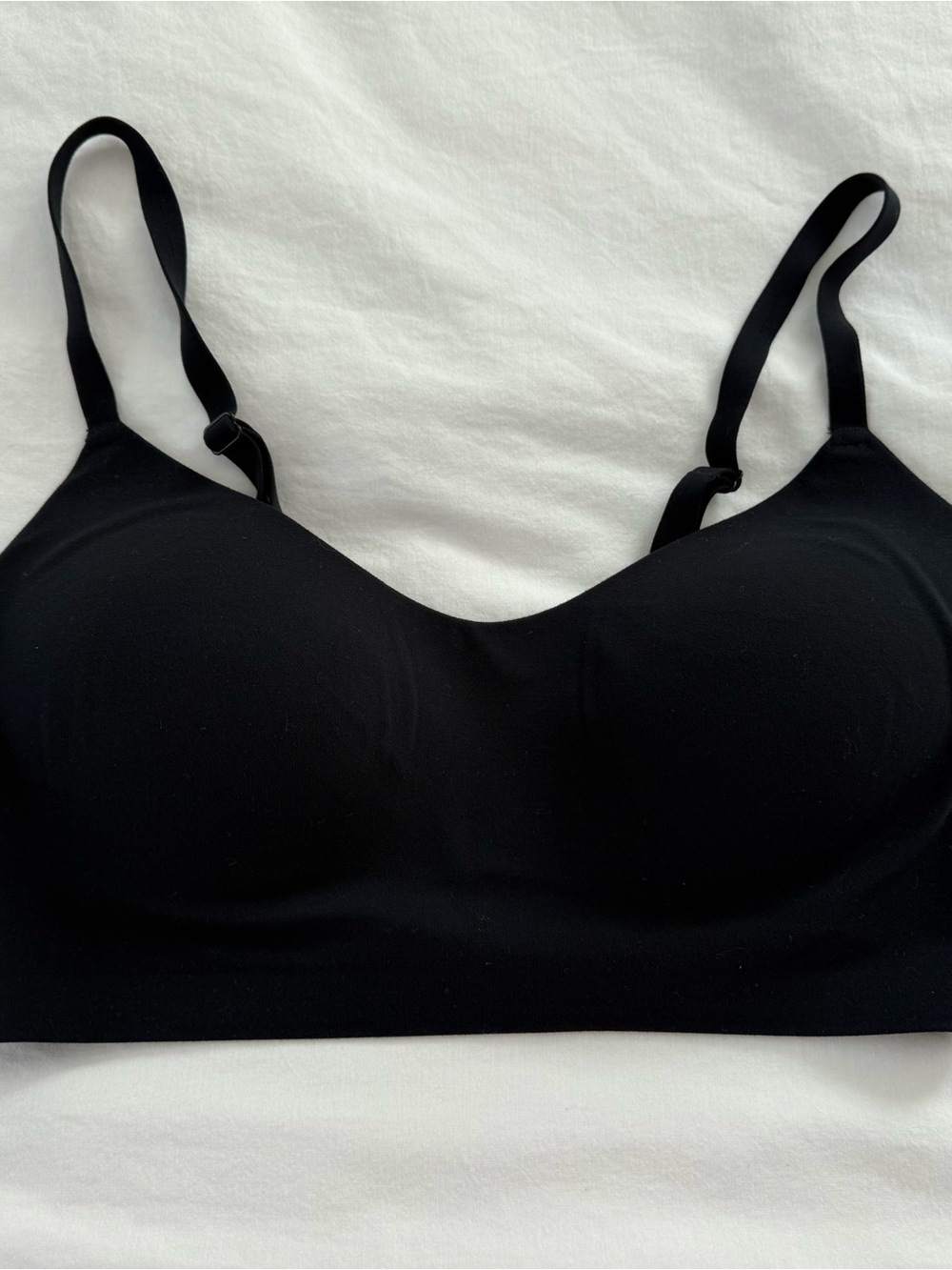 Wireless Seamless Black Everyday Bra